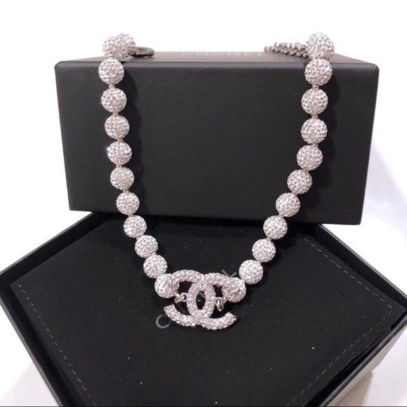 🚫SOLD🚫 Chanel Crystal Ball Choker Necklace - Picture 3 of 8